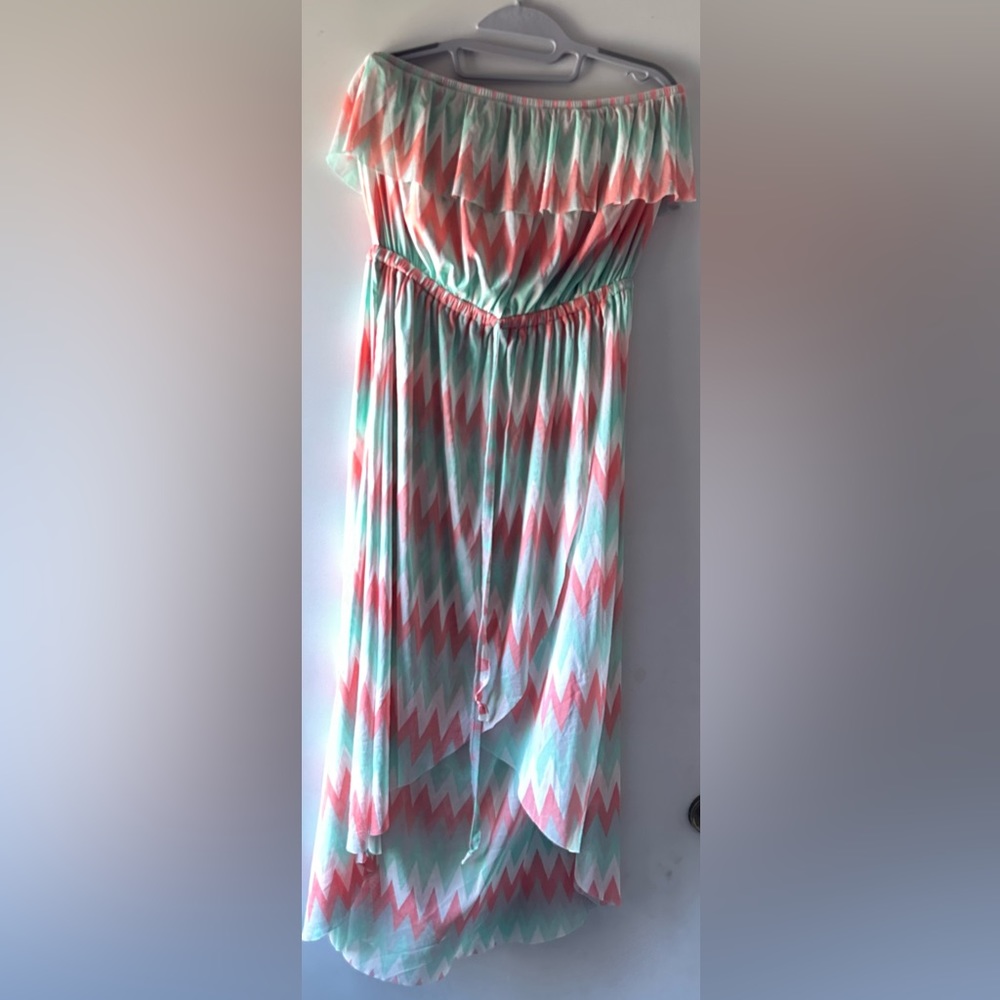 Summer halter dress with tie in front.
